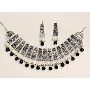 Black Pearl Silver Choker with Drop Earrings (Latest Style)