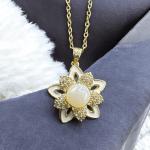 Spinning Flower Necklace