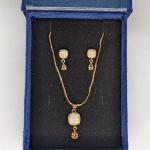SK-Jewellers Golden Glamour Fashion Pendant Set – Elegant Necklace and Earrings Set in 18K Gold Plated Sterling Silver for Special Occasions